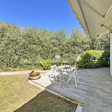 158 - Fiore Al Taunus Con Aria Condizionata, Completamente Ristrutturata - Inclusa Holiday home Numana