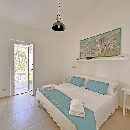 Holiday home 158 - Fiore Al Taunus Con Aria Condizionata, Completamente Ristrutturata - Inclusa Numana